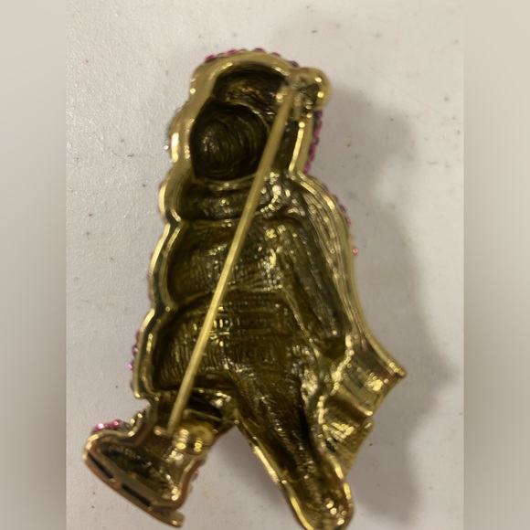 Heidi Daus “Triple Luxe” Skater Brooch - Picture 2 of 3